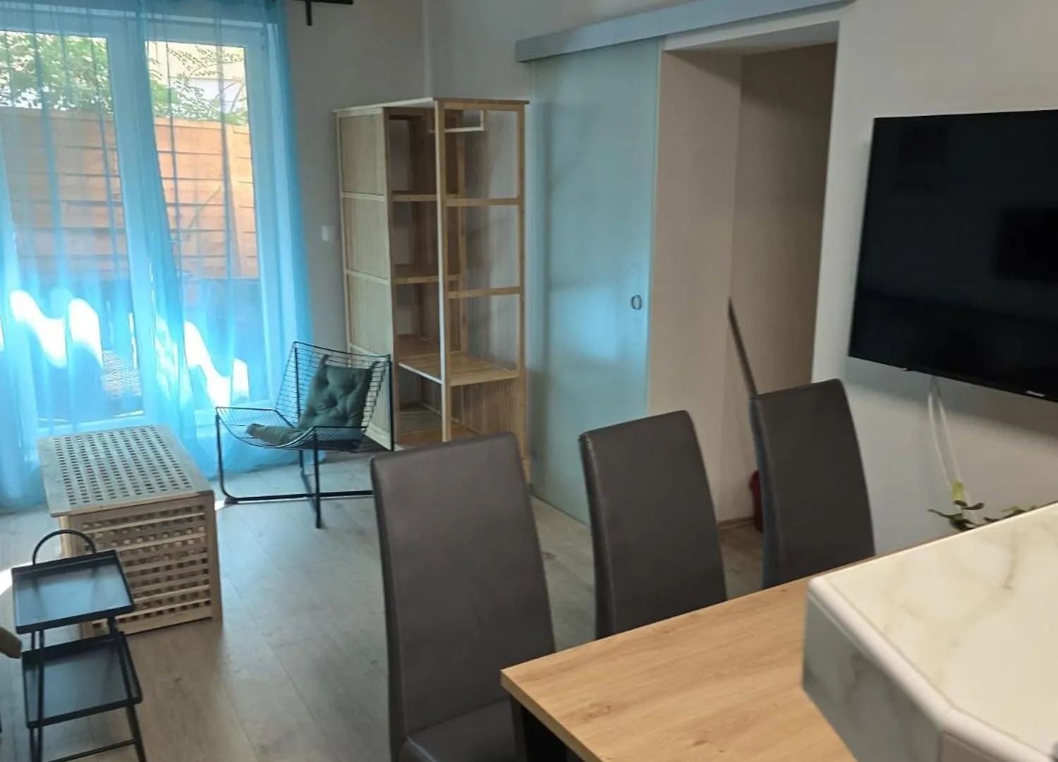 Paloma Bianca - Ground Floor Retreat With 2 Terraces, Green Views, Sleeps 9 فير